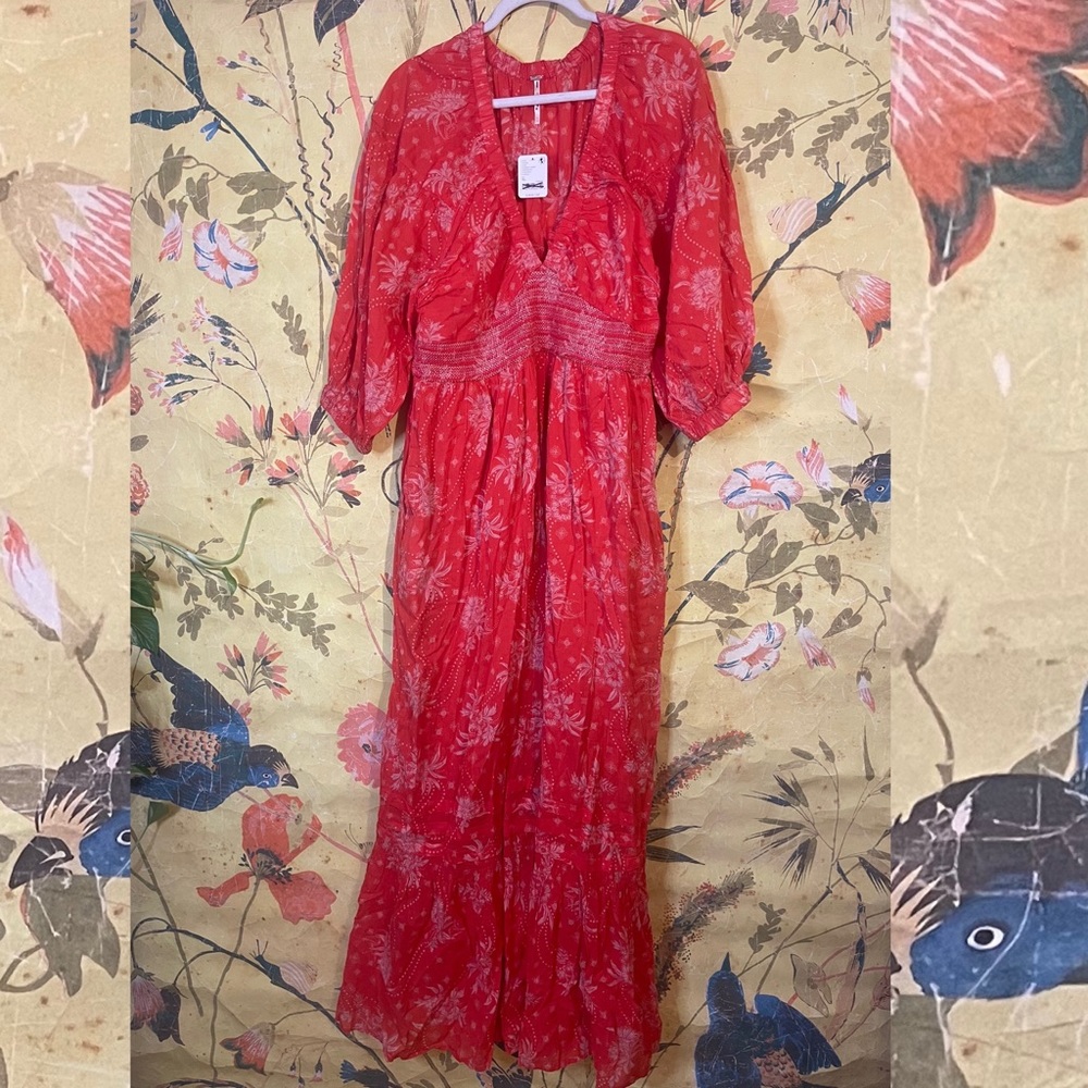 Red V-Neck Boho Maxi Dress - Picture 5 of 6